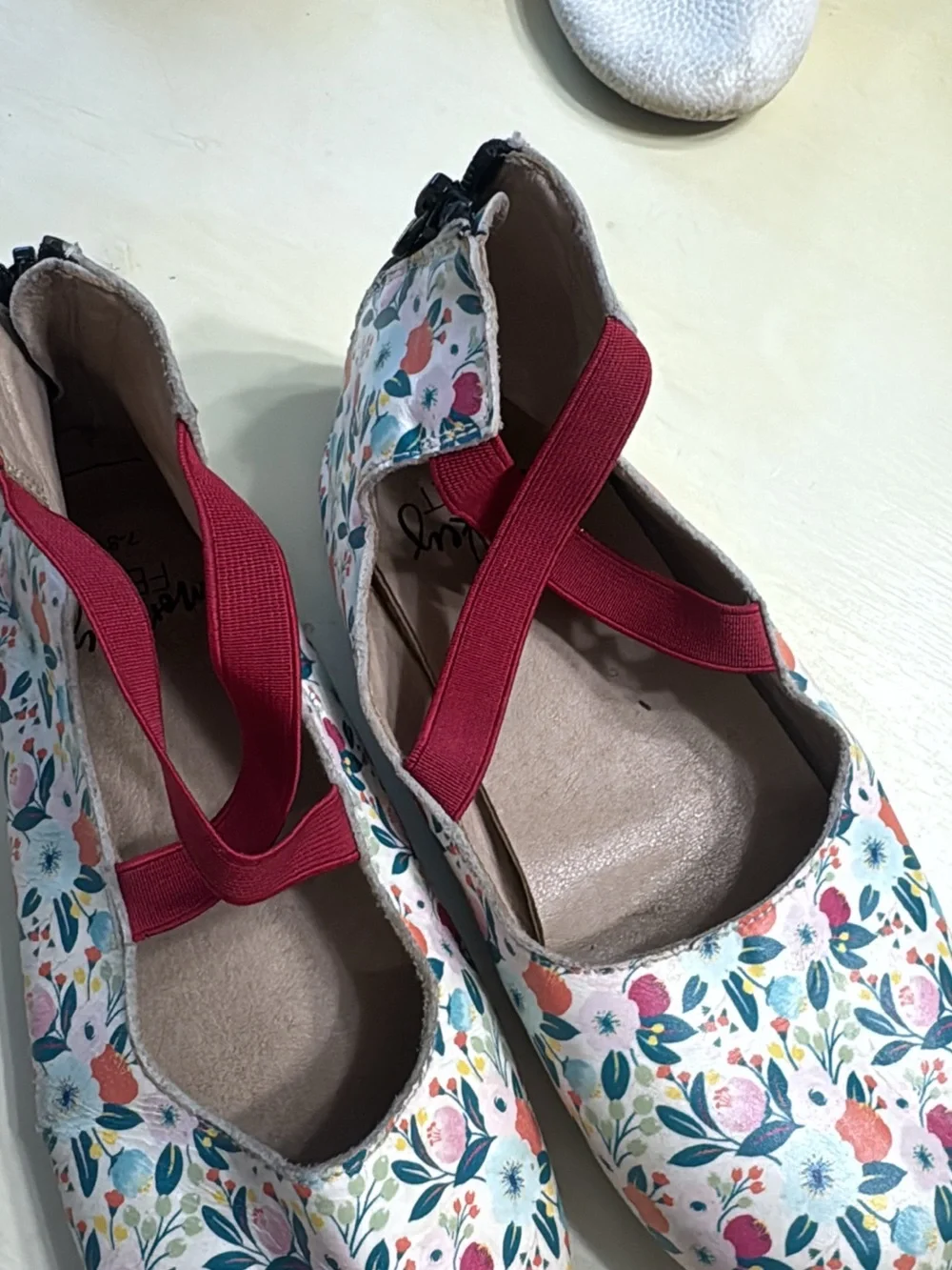 Floral Print girls Ballet Flats with Red Elastic Straps